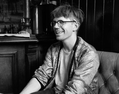 Max Sydney Smith cr OLIVER HOLMS.jpg